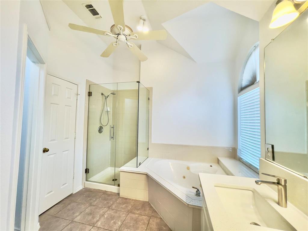 11002 Tree Shadow Lane Property Photo 24
