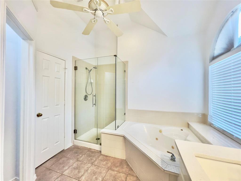 11002 Tree Shadow Lane Property Photo 25