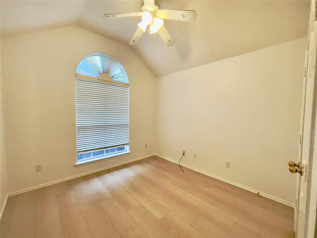 11002 Tree Shadow Lane Property Photo 30