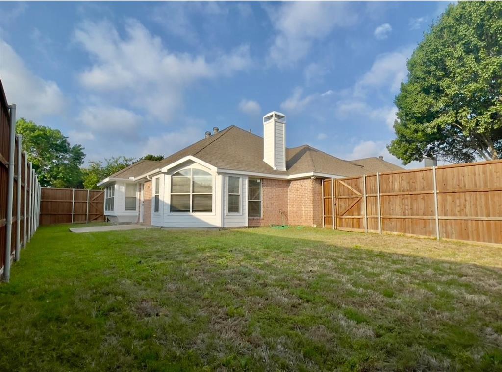11002 Tree Shadow Lane Property Photo 32