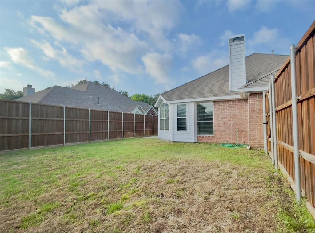 11002 Tree Shadow Lane Property Photo 33