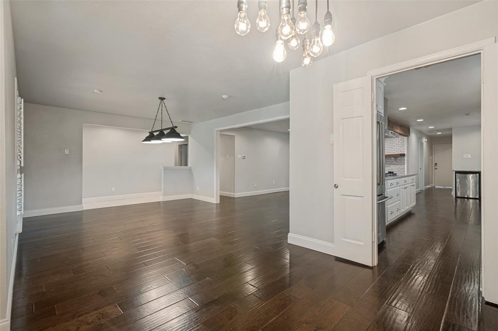 10950 Scotsmeadow Drive Property Photo 10