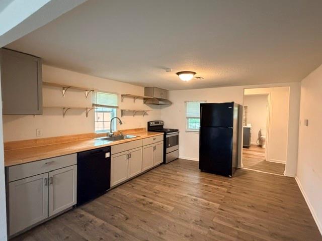 927 W Baker Street Property Photo 3