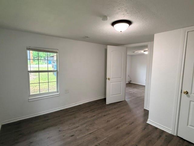 927 W Baker Street Property Photo 8