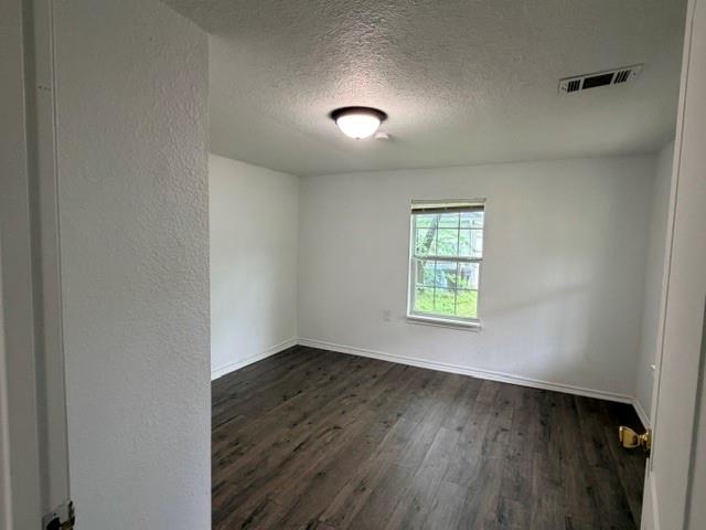 927 W Baker Street Property Photo 9