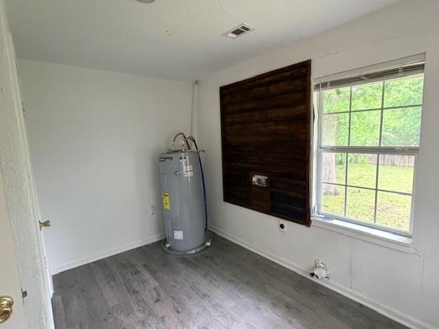 927 W Baker Street Property Photo 10