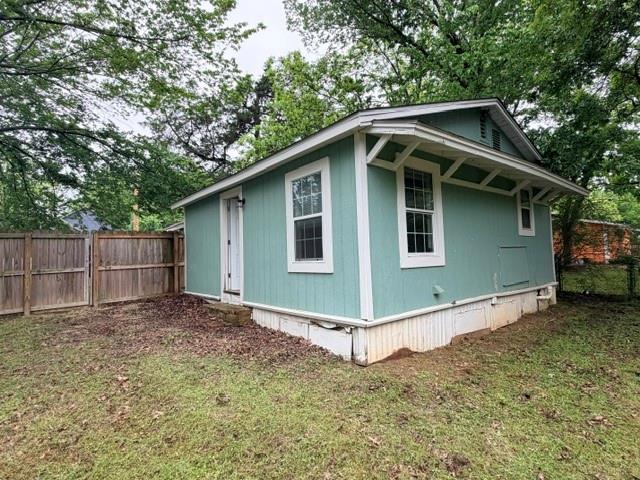927 W Baker Street Property Photo 13