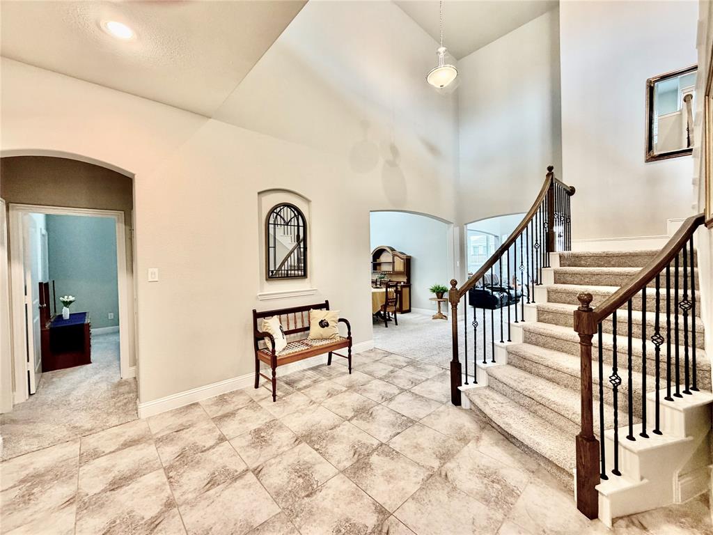 1211 Great Meadows Drive Property Photo 3