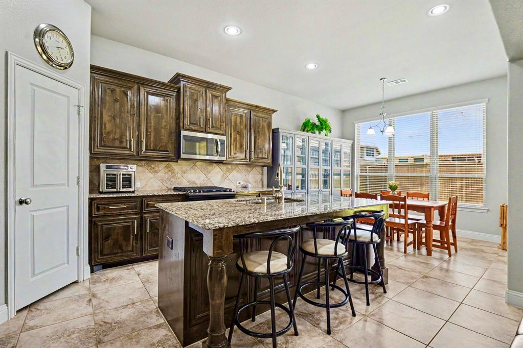 1211 Great Meadows Drive Property Photo 8