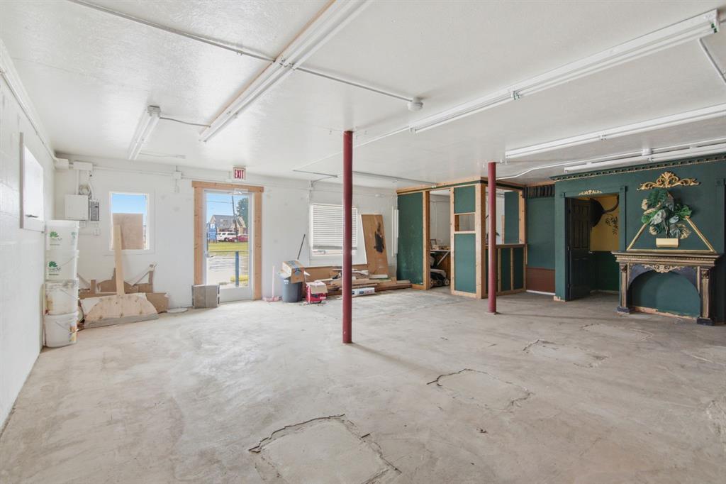 5601 Davis Boulevard Property Photo 14