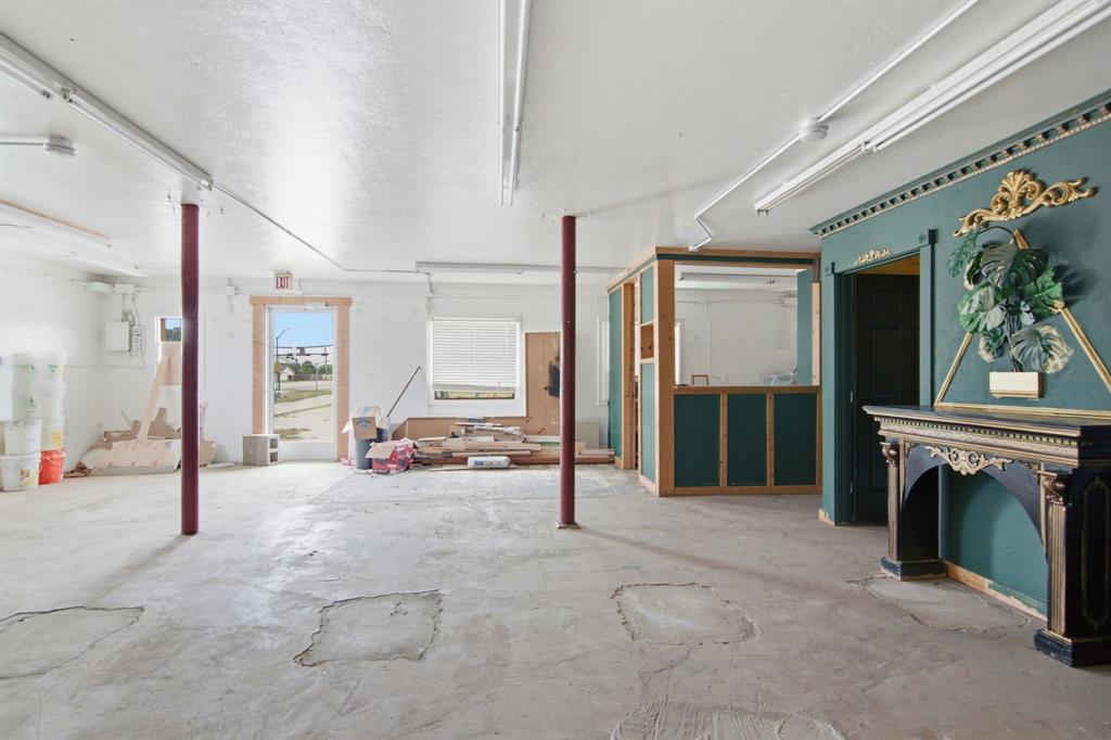 5601 Davis Boulevard Property Photo 19