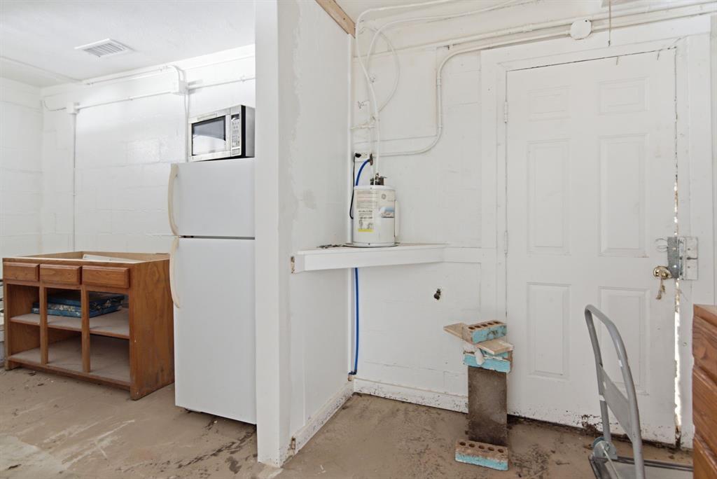 5601 Davis Boulevard Property Photo 26