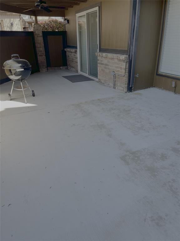 5522 Willow Circle Property Photo 5