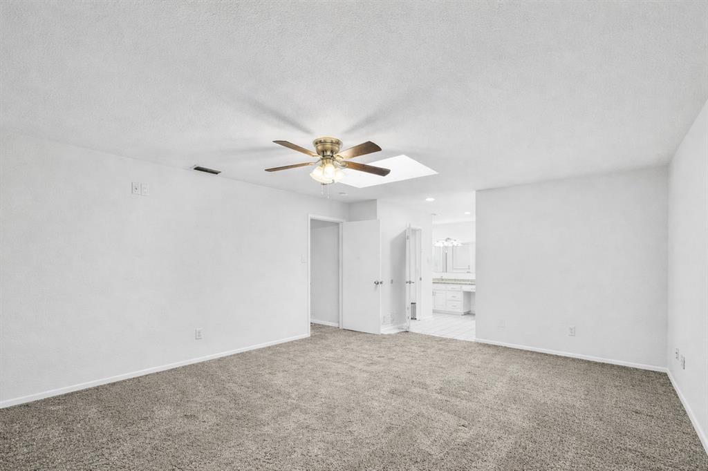 5522 Willow Circle Property Photo 12