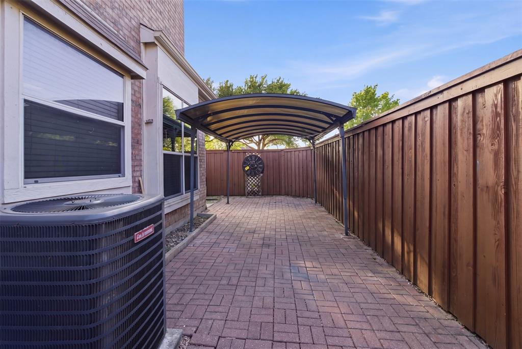 6737 Canterbury Drive Property Photo 33