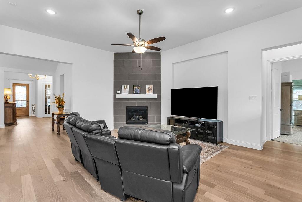 6940 Basket Flower Road Property Photo 8