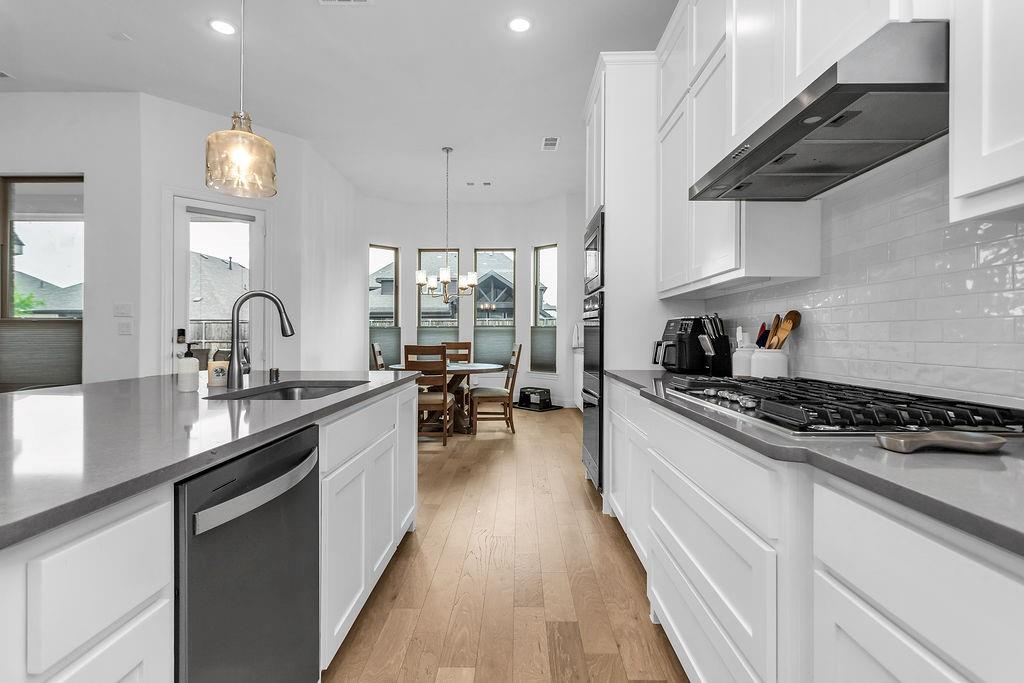 6940 Basket Flower Road Property Photo 12