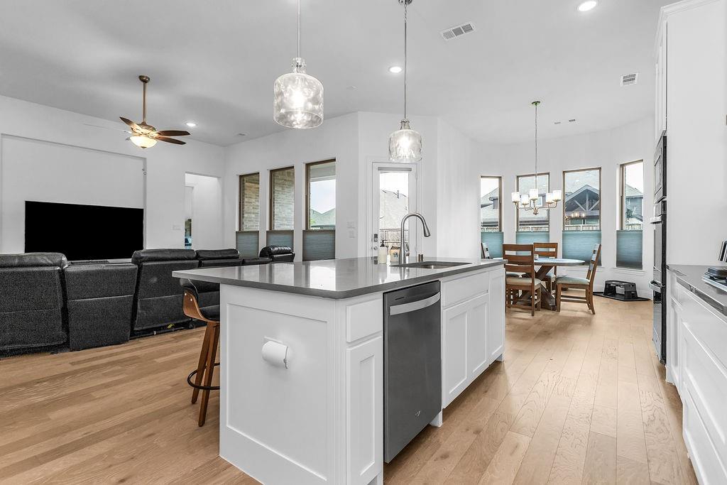 6940 Basket Flower Road Property Photo 13