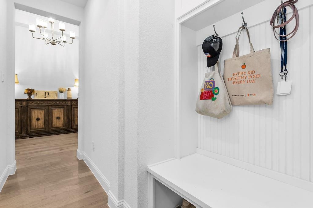 6940 Basket Flower Road Property Photo 20