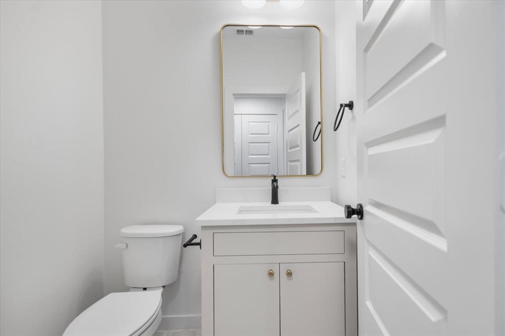 16429 Clearview Drive Property Photo 31