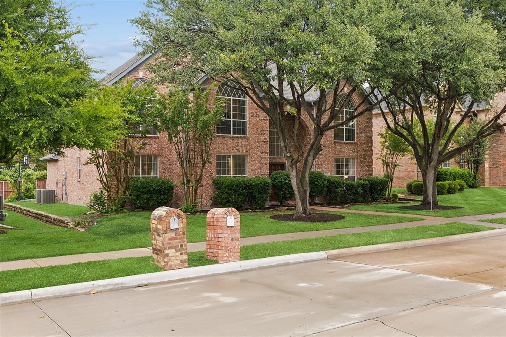 4021 Carmichael Drive Property Photo 2