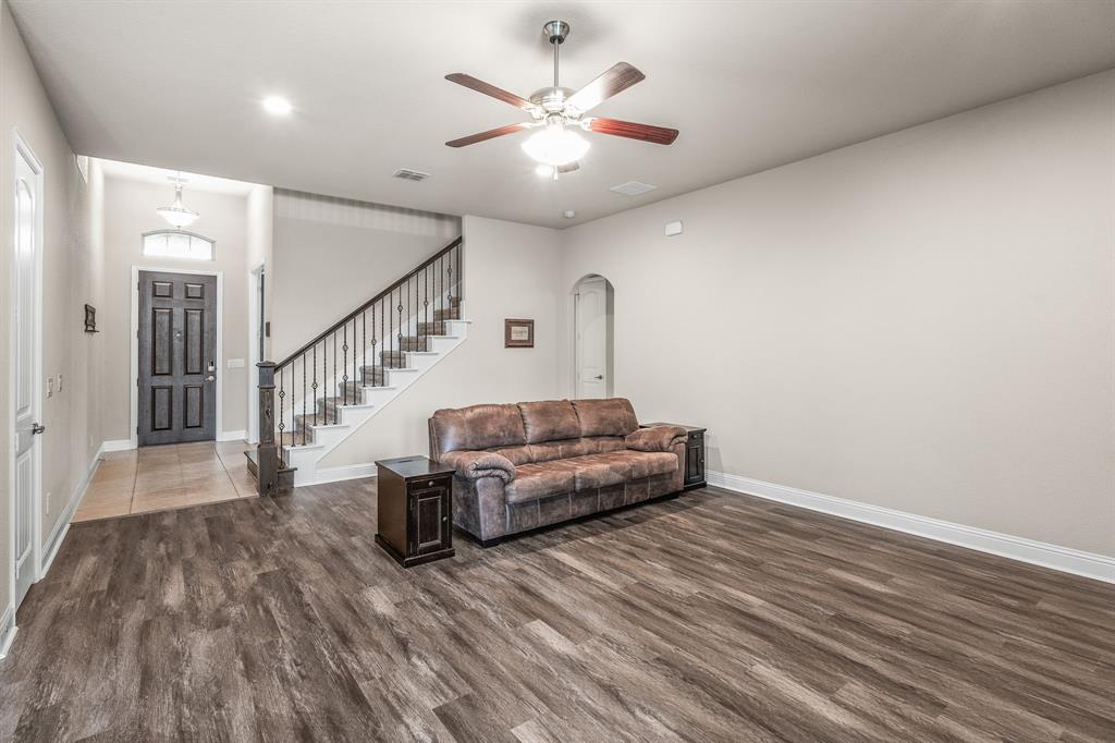 4507 Mimosa Drive Property Photo 6