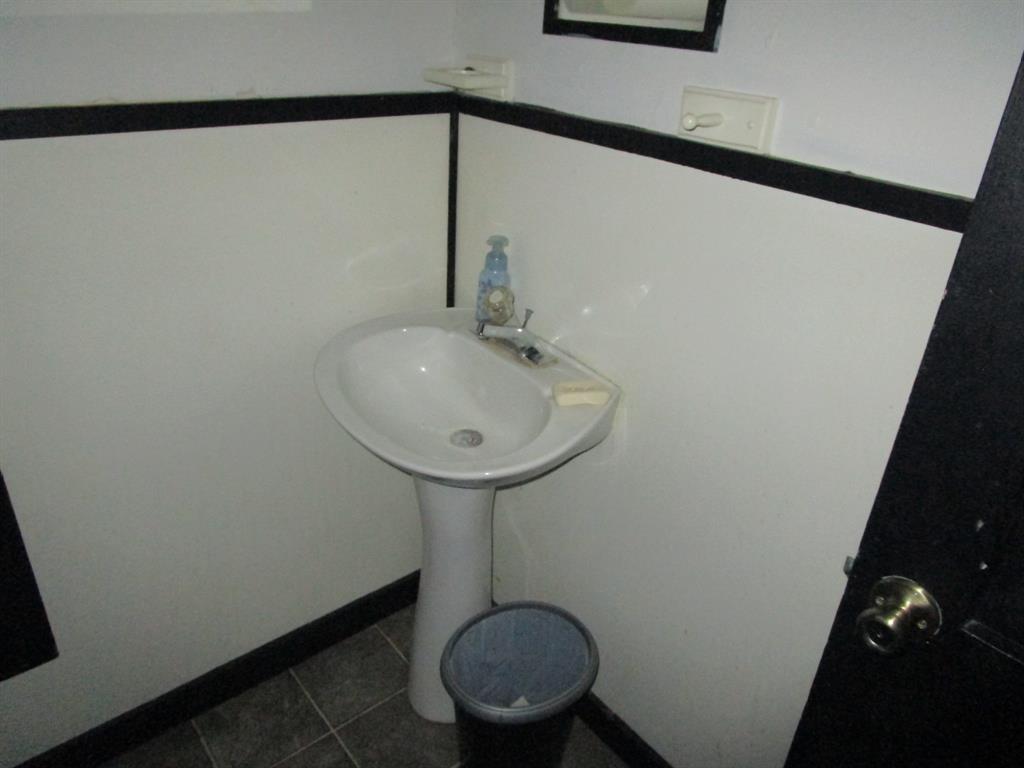 1013 Austin Avenue Property Photo 24