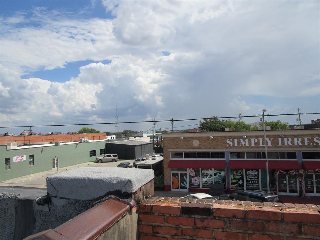 1013 Austin Avenue Property Photo 34