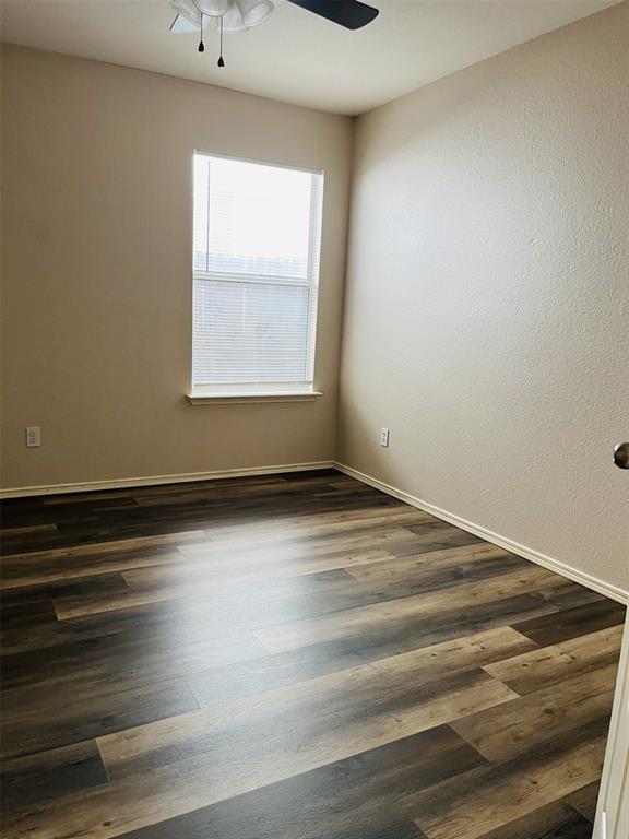 5039 Mountain Spring Trail Property Photo 7