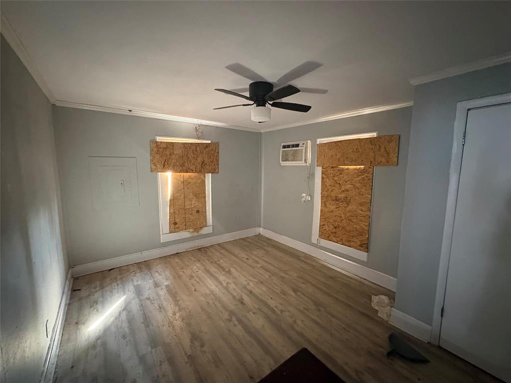 601 Kelly Street Property Photo 3