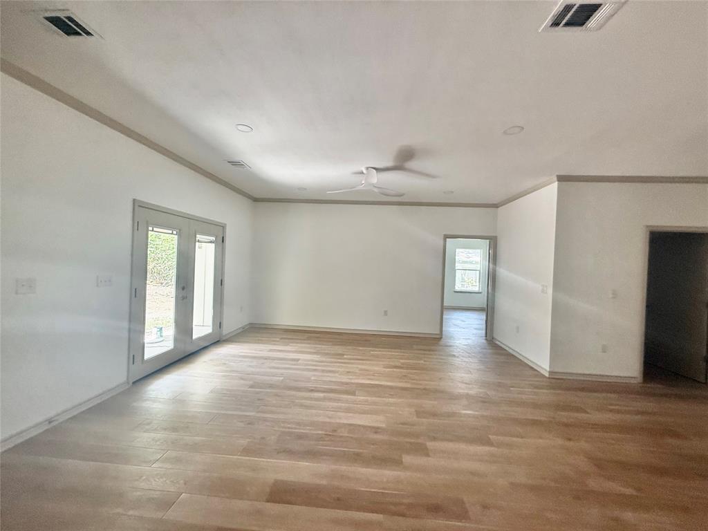 2109 Jane Property Photo 3