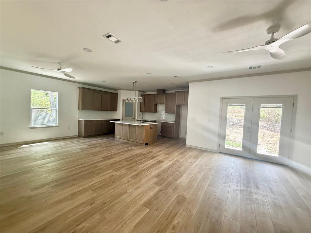 2109 Jane Property Photo 4