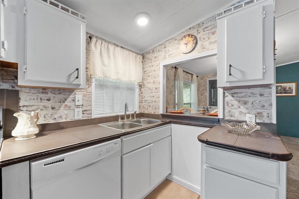 6677 County Road 2008 Property Photo 15