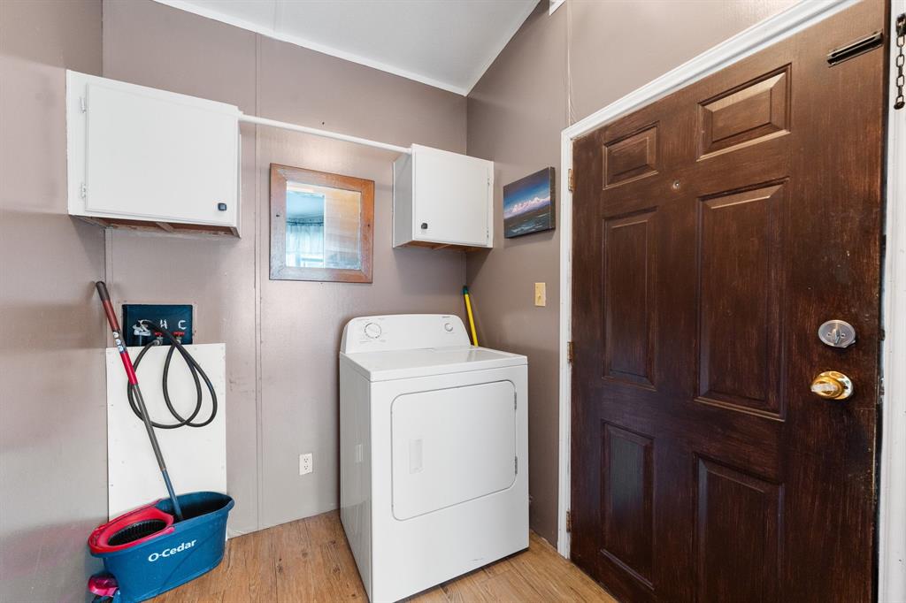 6677 County Road 2008 Property Photo 28