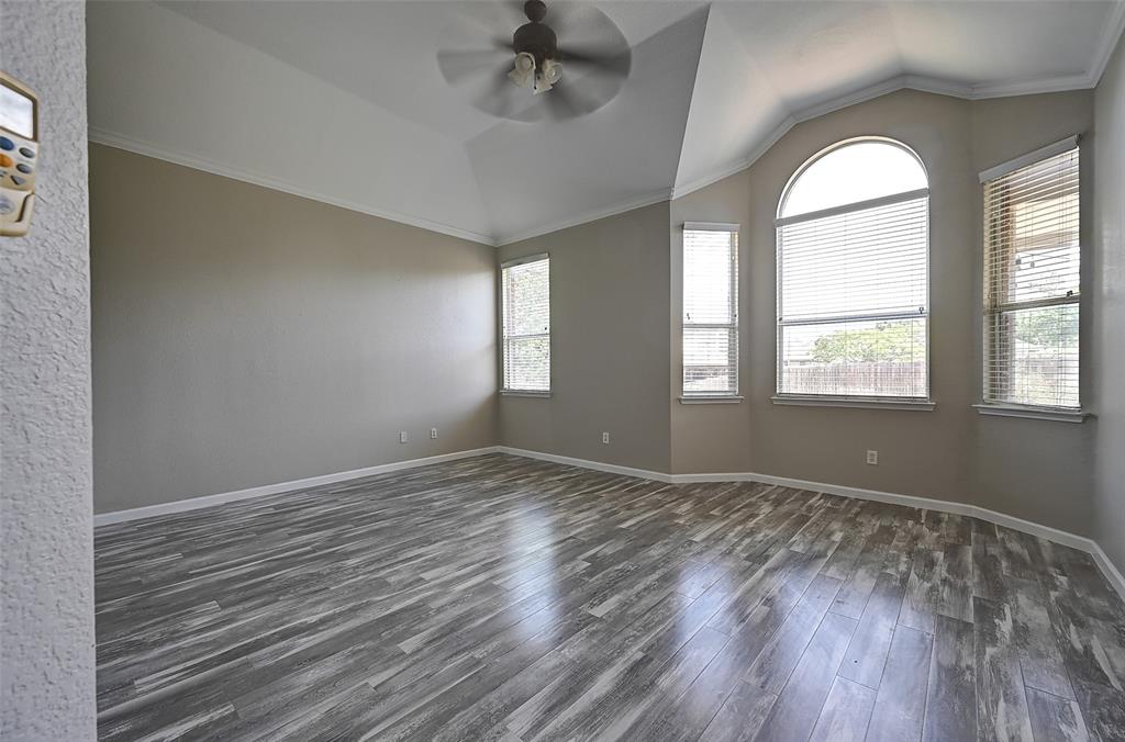 7500 Parkgate Drive Property Photo 20