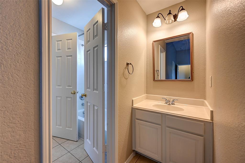 7500 Parkgate Drive Property Photo 32