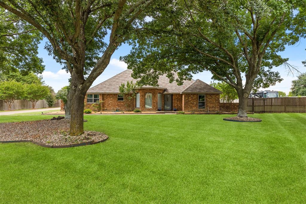 909 Valley View Avenue Property Photo 4