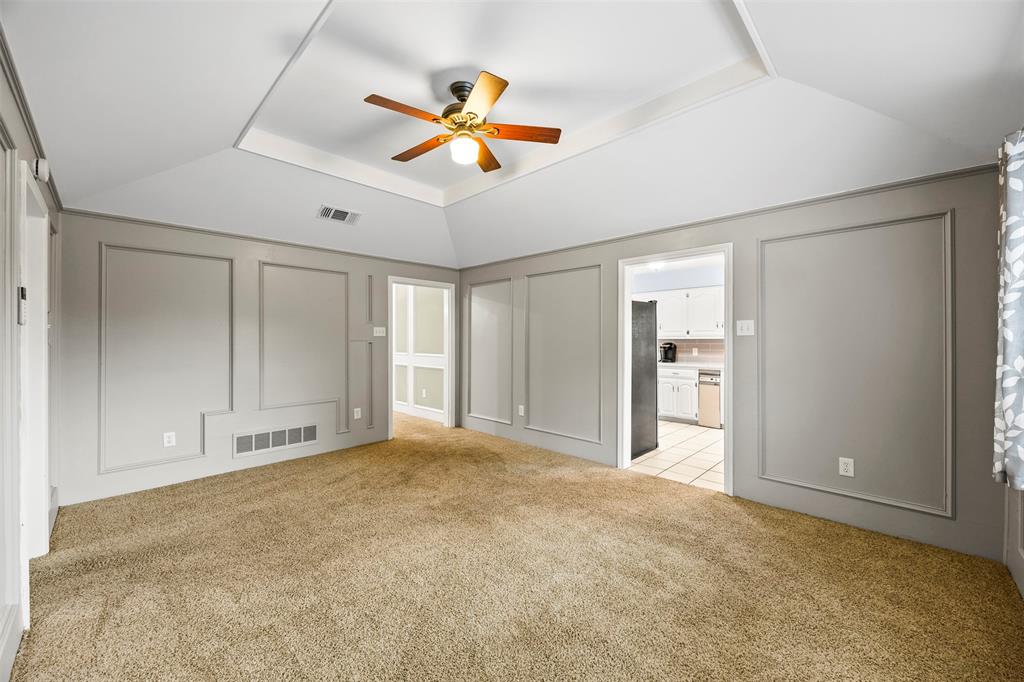 909 Valley View Avenue Property Photo 15