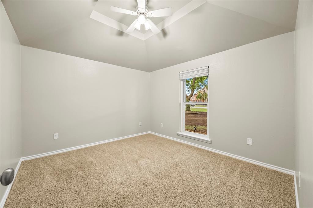 909 Valley View Avenue Property Photo 25