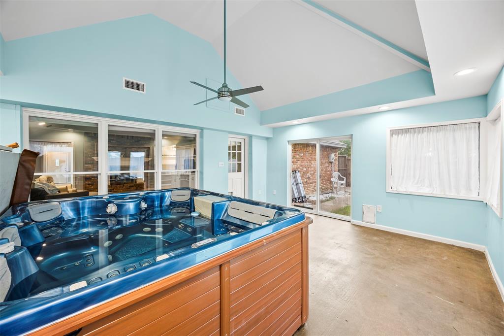 909 Valley View Avenue Property Photo 29