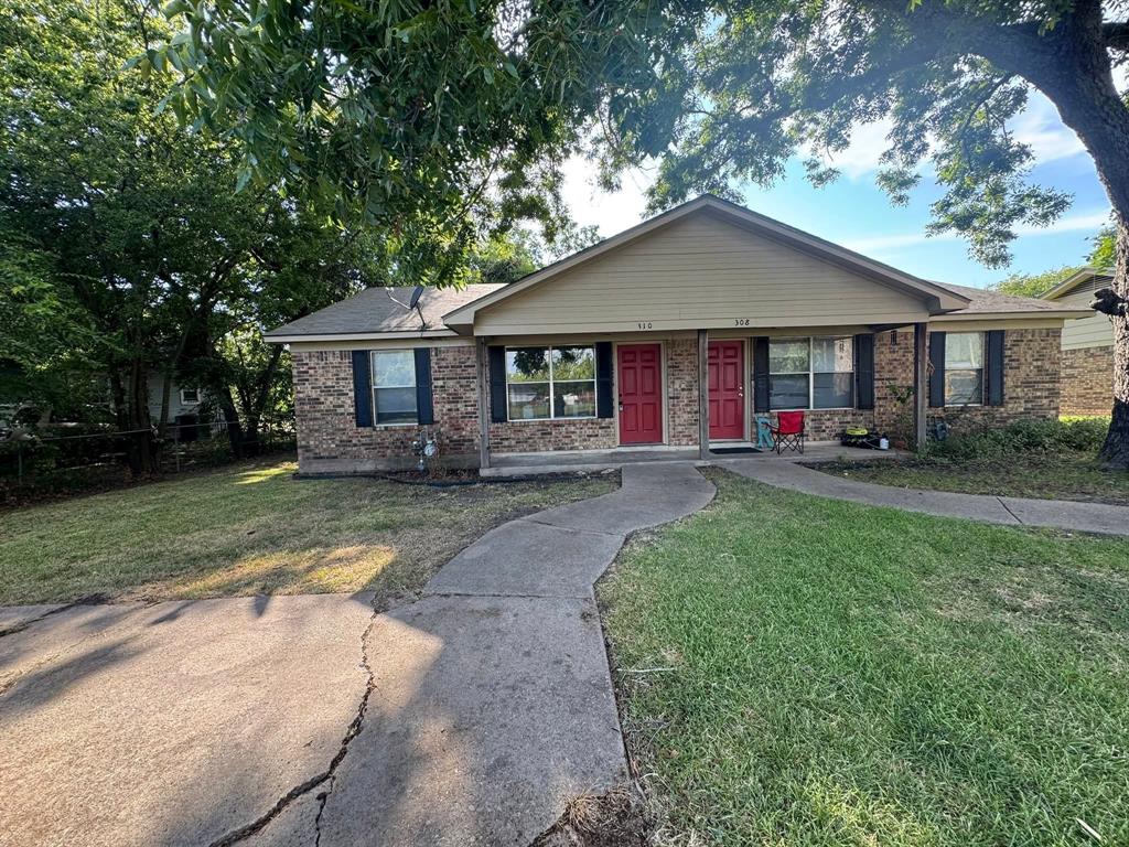 304 Mcbride Street Property Photo 1