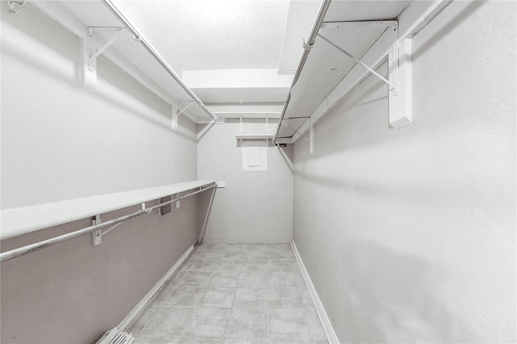4748 Old Bent Tree Lane 2106 Property Photo 20