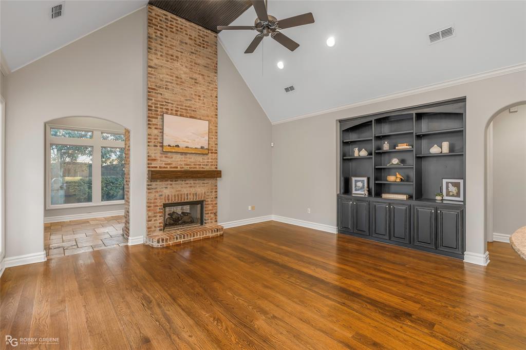 105 Esplanade Court Property Photo 18
