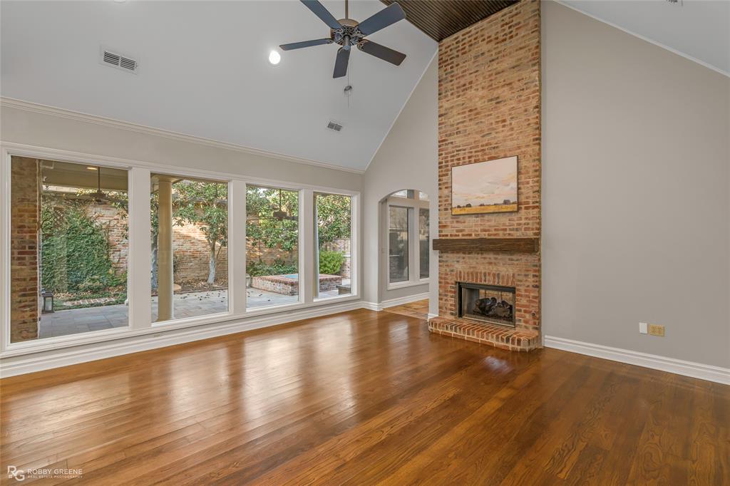 105 Esplanade Court Property Photo 19