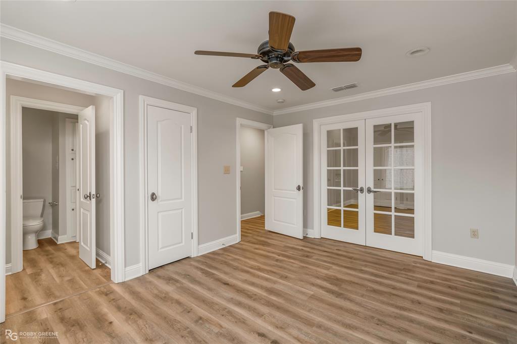 105 Esplanade Court Property Photo 31