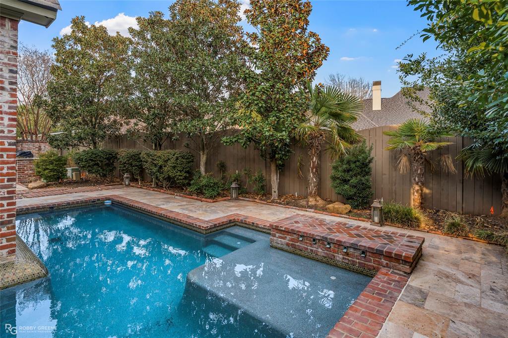 105 Esplanade Court Property Photo 37