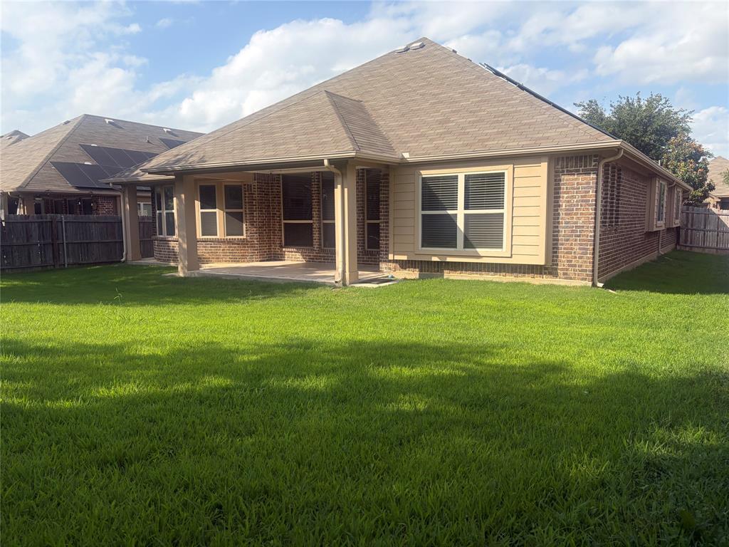 8304 Spitfire Trail Property Photo 21