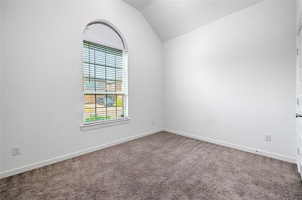 1120 Sheldon Drive Property Photo 5
