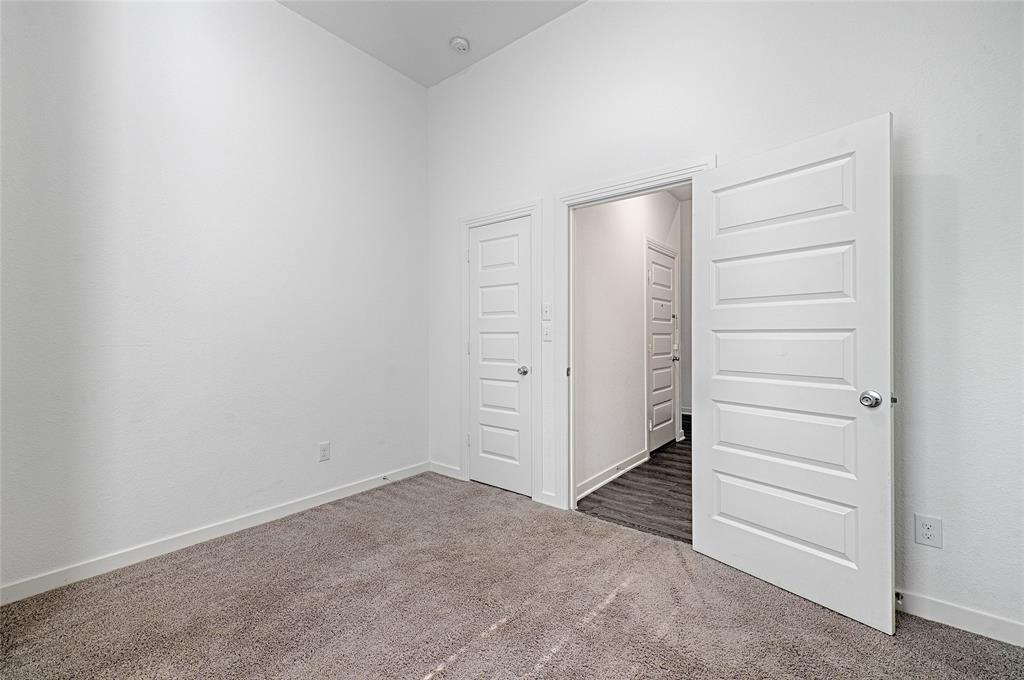 1120 Sheldon Drive Property Photo 11