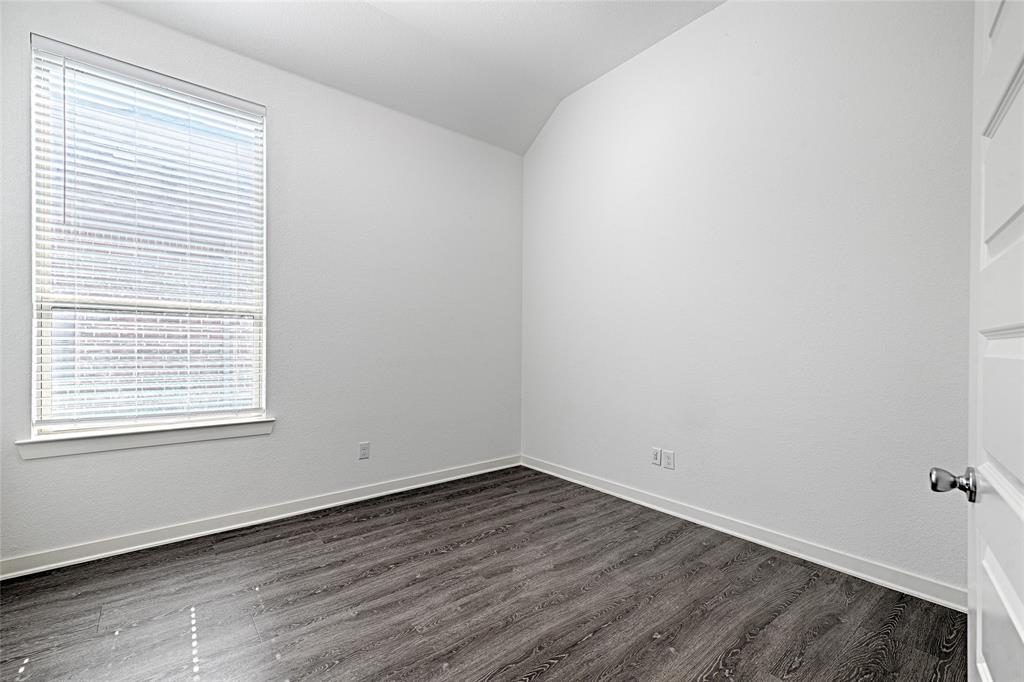 1120 Sheldon Drive Property Photo 13